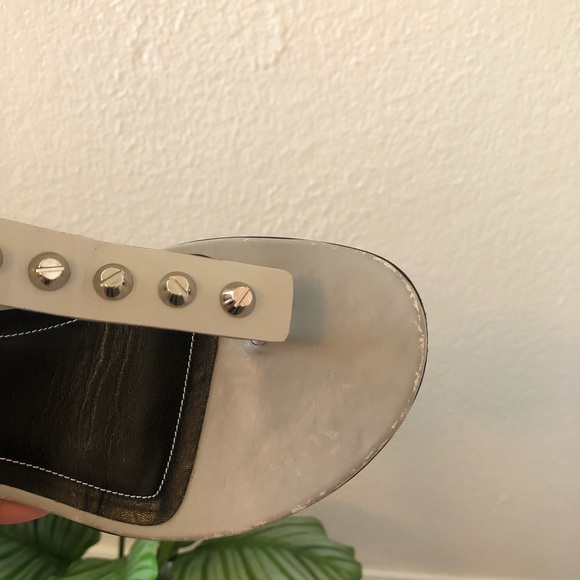 Balenciaga Studded Leather Sandals - Picture 7 of 7